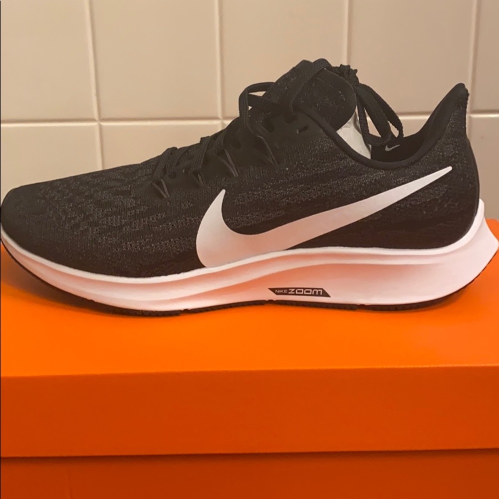 4E Wide Men’s Nike Pegasus 36 Amazon price is 120